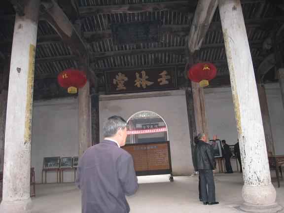 dvubb 图片点击可在新窗口打开查看