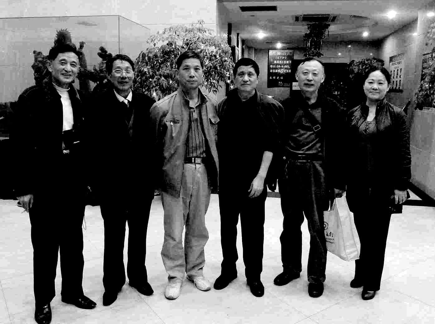dvubb 图片点击可在新窗口打开查看